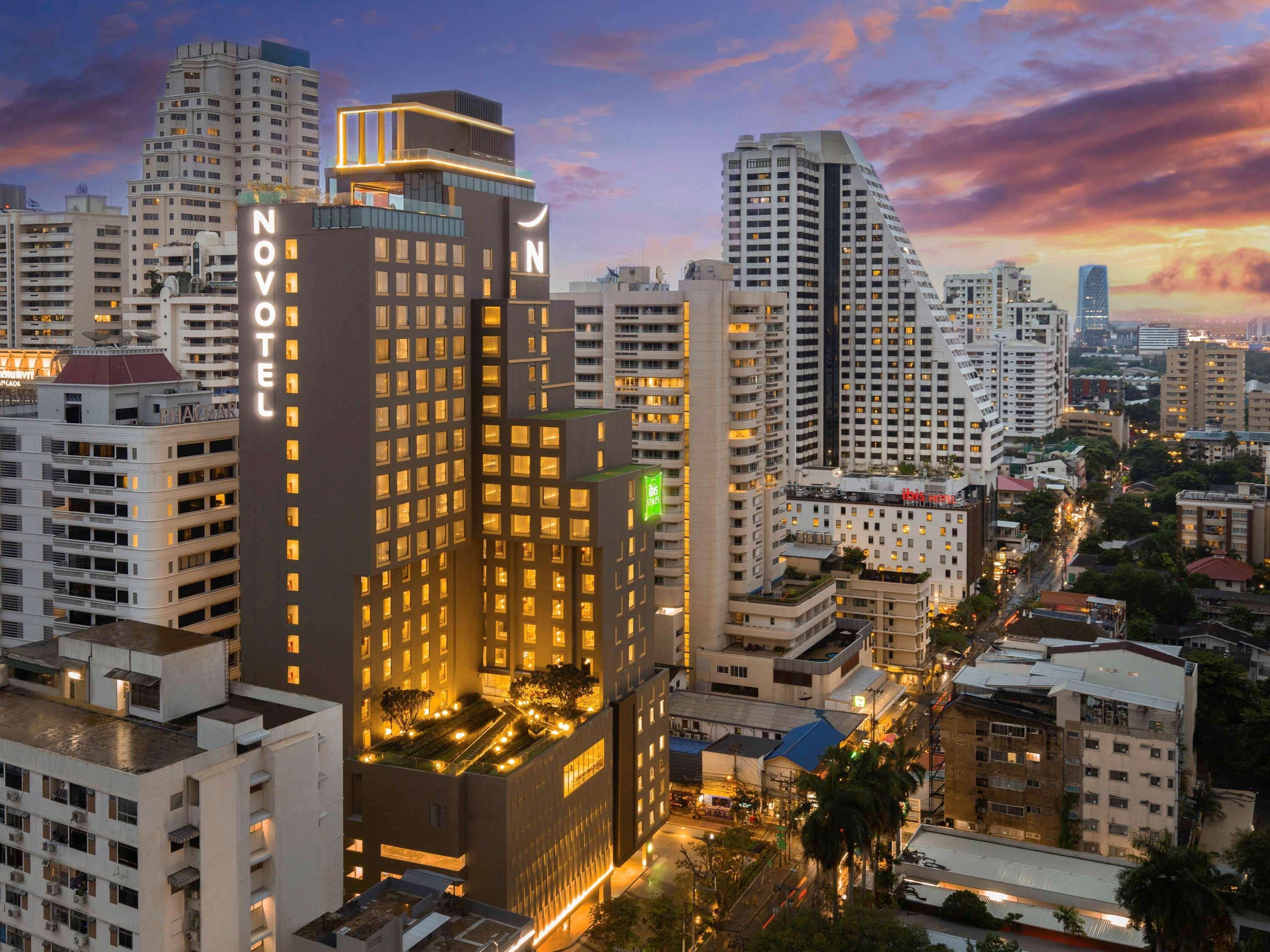 Novotel Bangkok Sukhumvit 4 Exterior foto